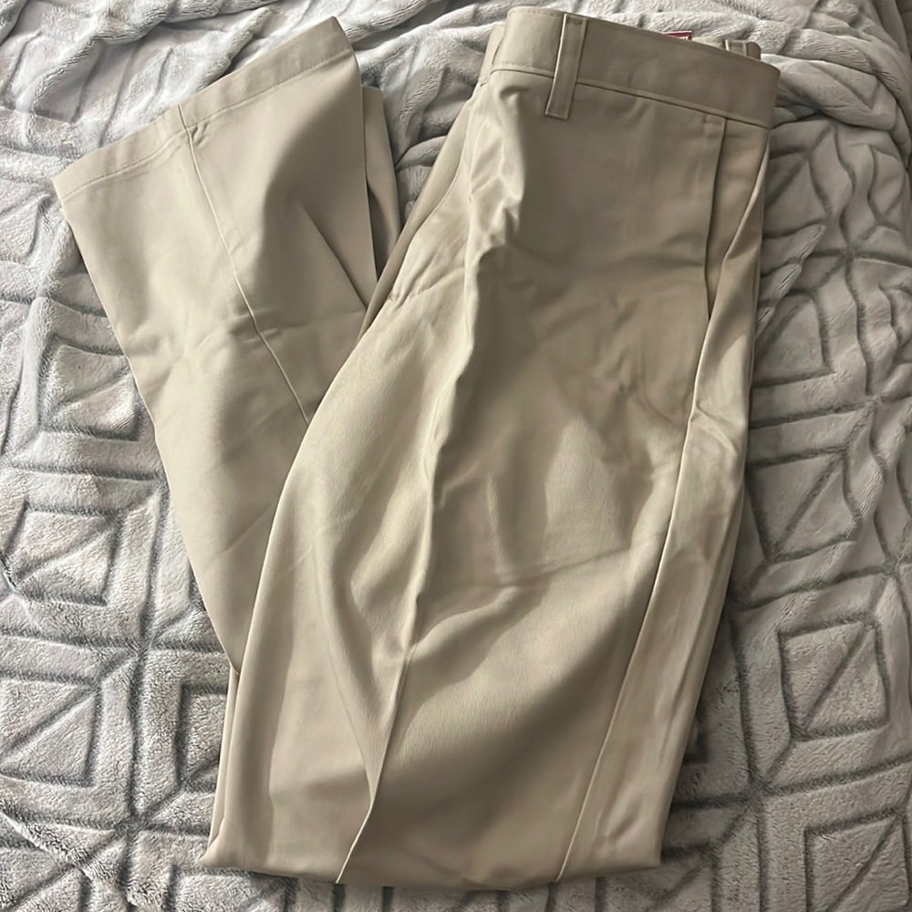 Men’s loose fit pants